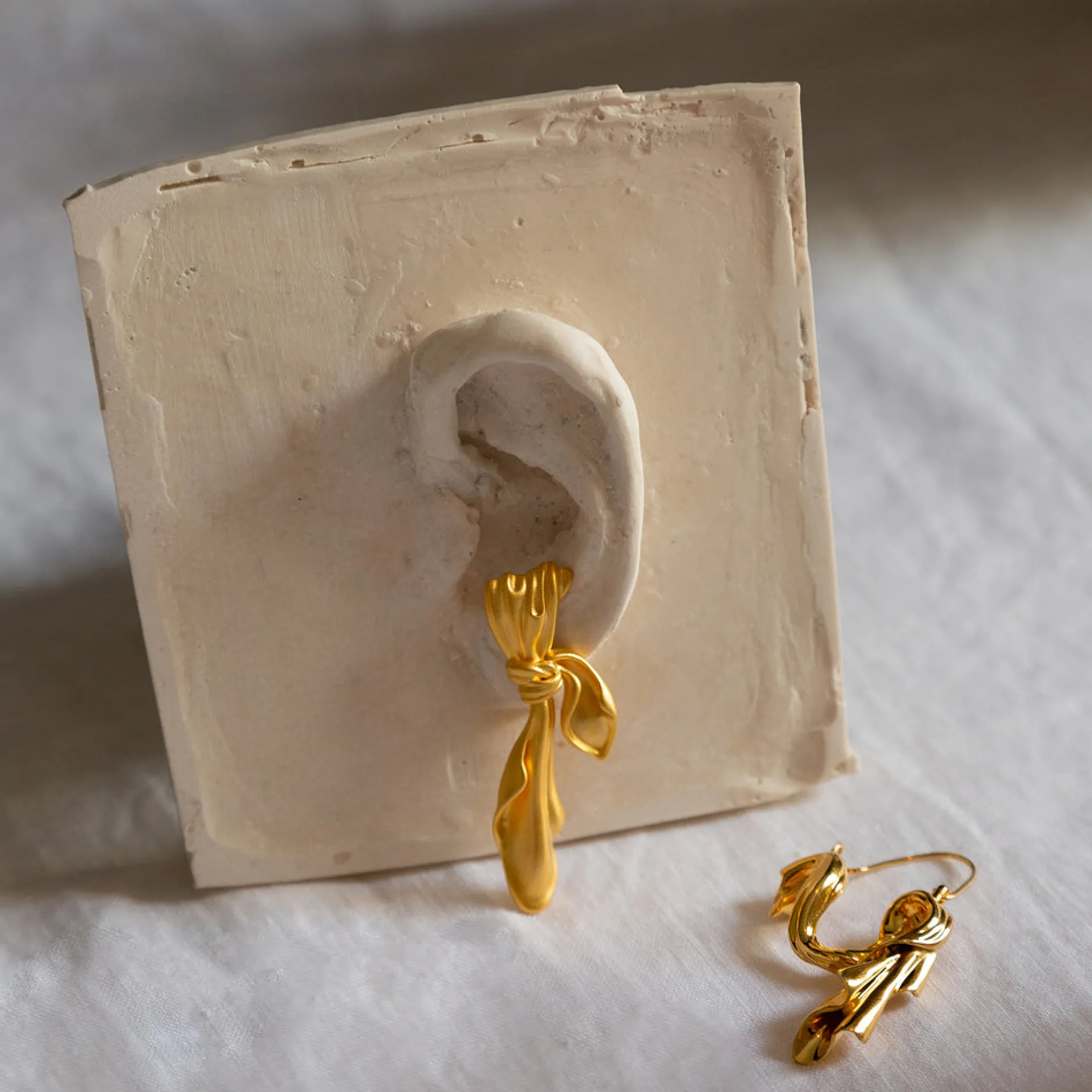 Anissa Kermiche Des Boucles D'Oreilles<Boucles D'Oreilles En Tissu Dore (Or)