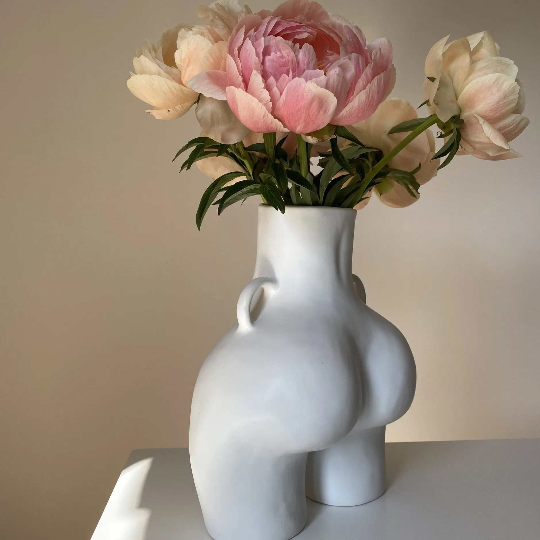 Anissa Kermiche Maison<Vase Avec Poignees D'Amour (Blanc)