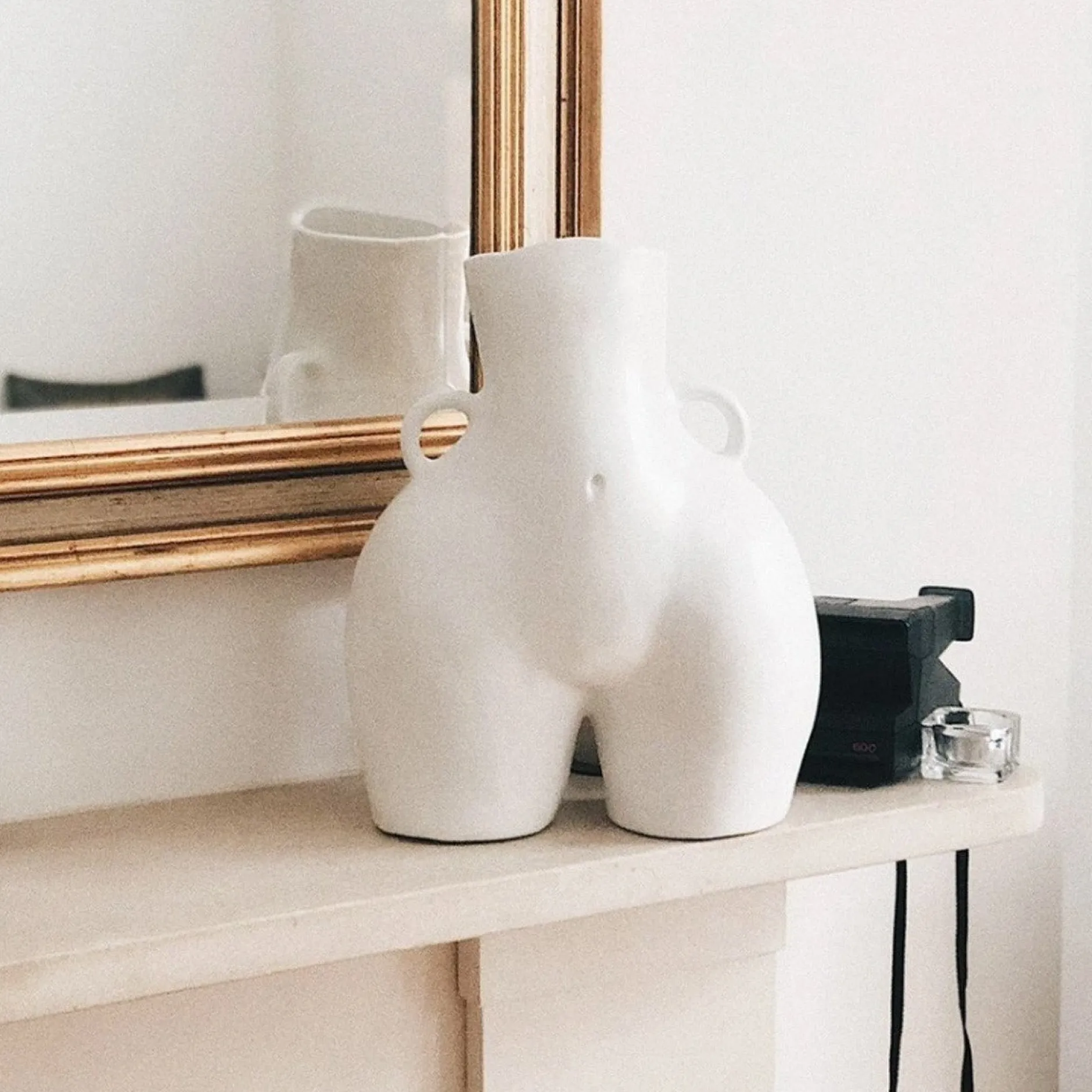 Anissa Kermiche Maison<Vase Avec Poignees D'Amour (Blanc)